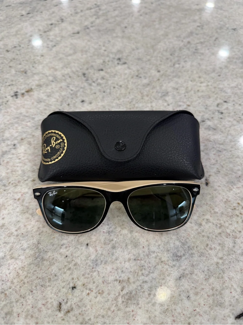 RAY-BAN 0RB2132 NEW WAYFARER